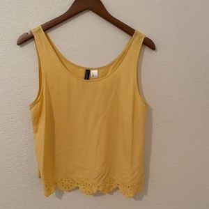 H&M - Scalloped tank - Yellow